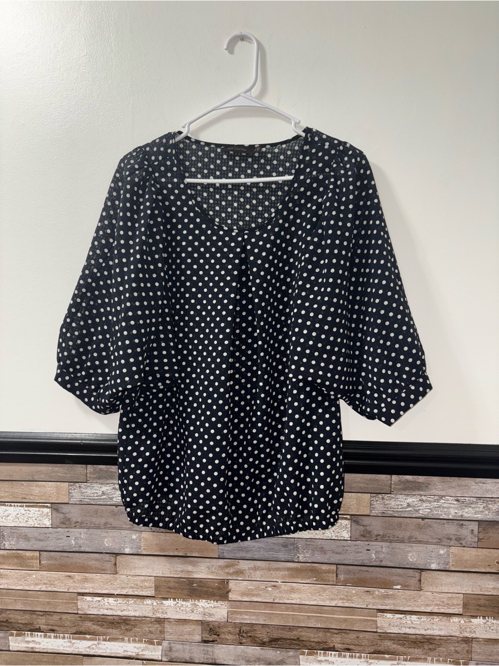 The Limited Black and White Polka Dot Puff-Sleeve Blouse Size Small